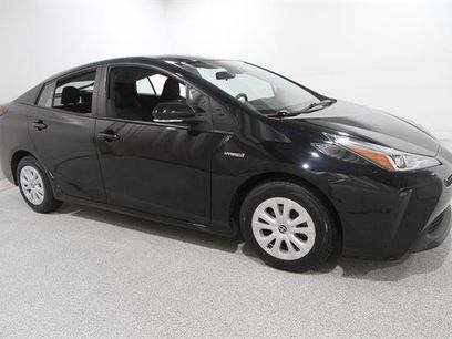 Used 2022 Toyota Prius LE