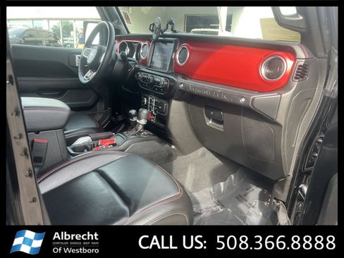 Used 2022 Jeep Wrangler Unlimited Rubicon w/ Cold Weather Group image 21