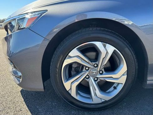 Used 2020 Honda Accord EX image 10