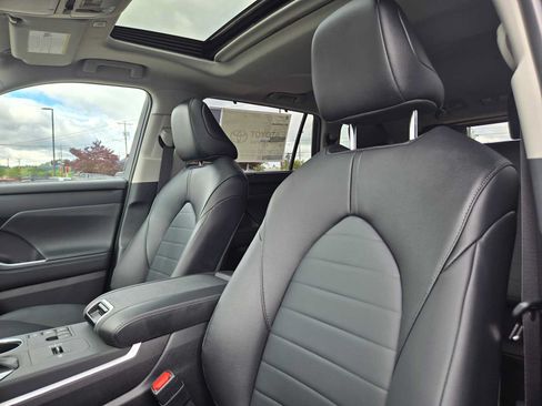 New 2026 Toyota Highlander XLE AWD/4WD image 22