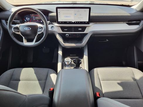 Certified 2025 Ford Explorer Active RWD image 16