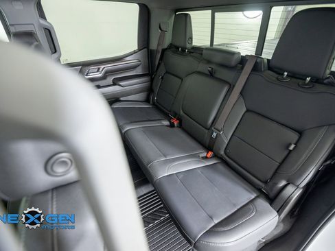 Used 2024 Chevrolet Silverado 1500 LTZ w/ LTZ Convenience Package II AWD/4WD image 34