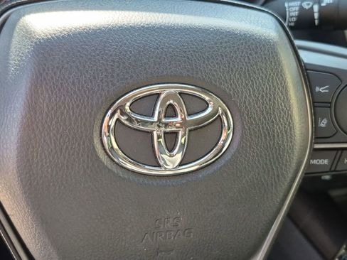 Used 2023 Toyota Camry SE w/ Convenience Package FWD image 26