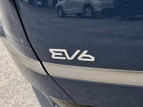 Used 2025 Kia EV6 Wind RWD image 34
