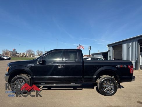 Used 2020 Ford F150 XLT w/ Equipment Group 302A Luxury AWD/4WD image 8