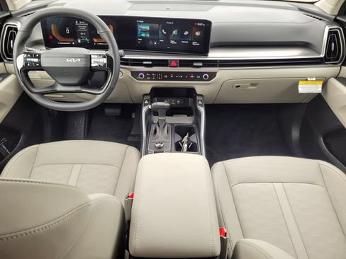 New 2026 Kia Sorento S FWD image 13