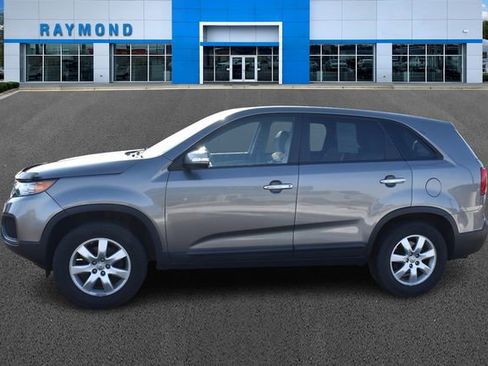Used 2012 Kia Sorento LX image 6