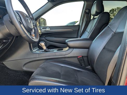 Used 2022 Jeep Grand Cherokee Laredo X image 14