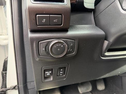 Used 2021 Ford Expedition King Ranch image 17