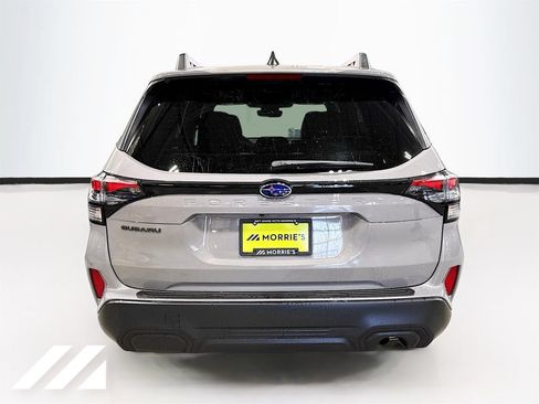 Used 2026 Subaru Forester Premium AWD/4WD image 6