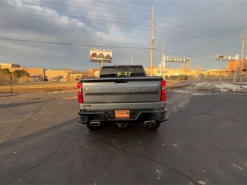 Used 2020 Chevrolet Silverado 1500 LT Trail Boss image 7