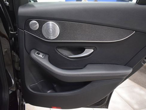 Used 2021 Mercedes-Benz C 300 4MATIC Sedan w/ Premium Package image 17