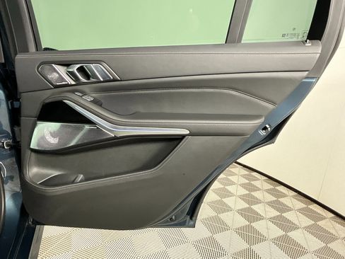 Used 2025 BMW ALPINA XB7 image 25