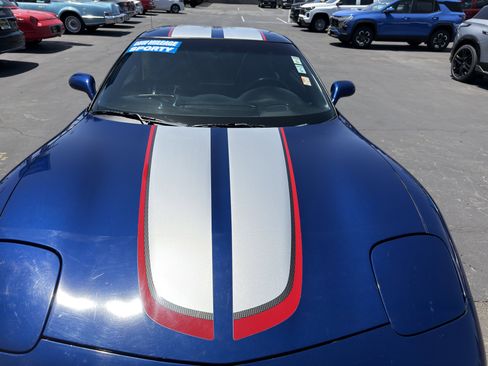 Used 2004 Chevrolet Corvette Z06 w/ Z06 Preferred Equipment Group RWD image 37