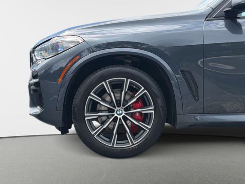 Used 2022 BMW X5 xDrive40i w/ M Sport Package AWD/4WD image 12