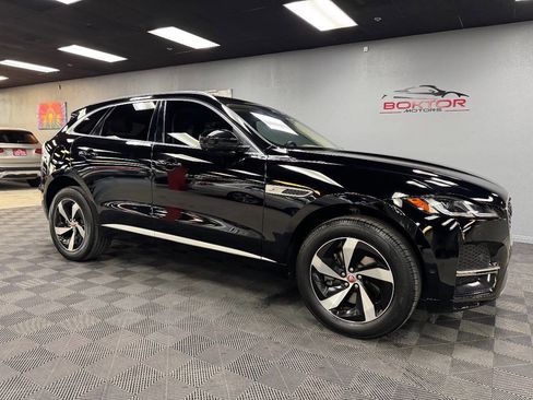 Used 2021 Jaguar F-PACE S image 2