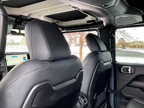 New 2026 Jeep Gladiator Rubicon image 12