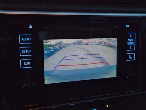 Used 2019 Toyota Corolla SE FWD image 21