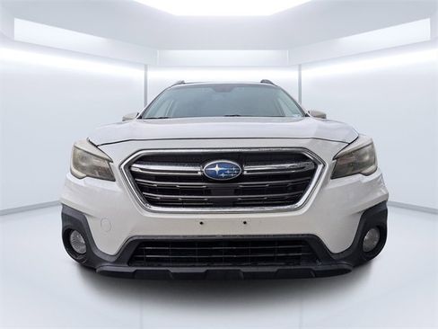 Used 2018 Subaru Outback 2.5i Limited image 5