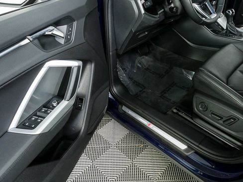 Used 2021 Audi Q3 2.0T Premium Plus w/ Premium Plus Package image 7