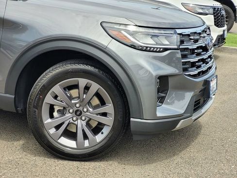 Used 2026 Ford Explorer Active w/ Active Comfort Package AWD/4WD image 6