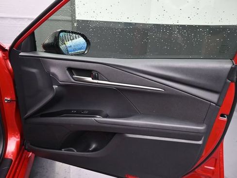 Used 2025 Toyota Camry LE FWD image 19