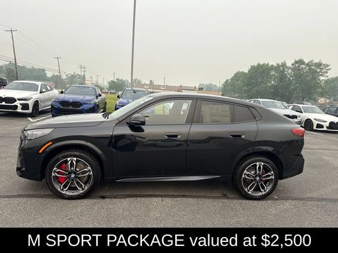 New 2026 BMW X2 xDrive28i w/ Technology Package AWD/4WD image 4