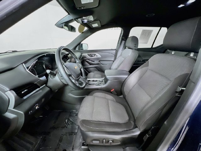 Used 2023 Chevrolet Traverse LT AWD/4WD image 10