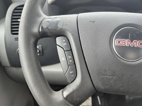 Used 2008 GMC Sierra 1500 W/T w/ SL Package image 6