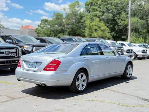 Used 2013 Mercedes-Benz S 550 4MATIC image 7