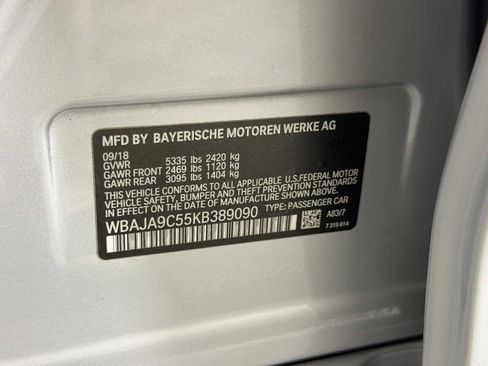 Used 2019 BMW 530e w/ Convenience Package RWD image 36