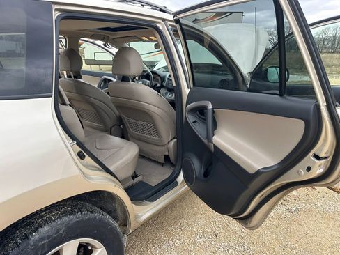 Used 2008 Toyota RAV4 Limited image 12