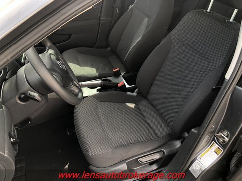 Used 2012 Volkswagen Jetta S image 12