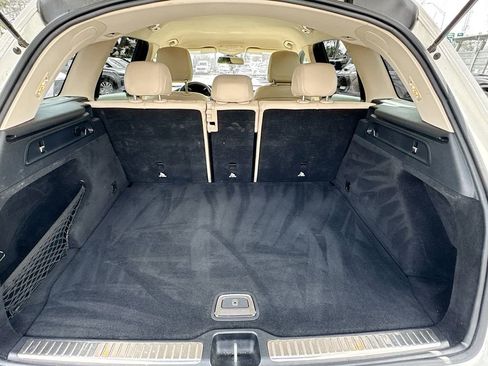 Used 2019 Mercedes-Benz GLC 300 GLC 300 w/ Premium Package image 25