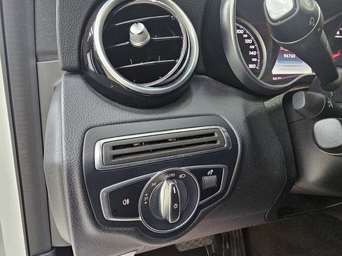 Used 2018 Mercedes-Benz C 300 Sedan w/ Premium Package image 37