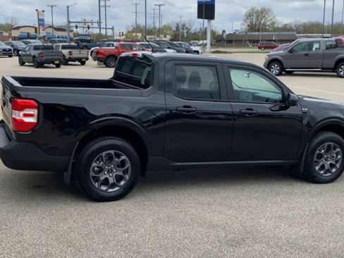 Certified 2025 Ford Maverick XLT w/ XLT Luxury Package AWD/4WD image 2