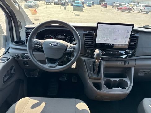 Used 2024 Ford Transit 350 XLT RWD image 9