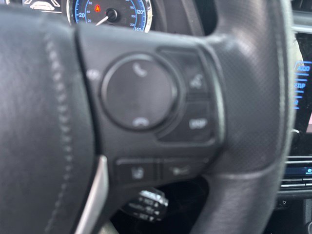 Used 2017 Toyota Corolla LE w/ Carpet Mat Package (TMS) FWD image 17