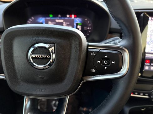 Used 2023 Volvo C40 P8 Recharge Ultimate w/ Protection Package Premier AWD/4WD image 31