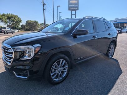 Used 2024 GMC Terrain SLT