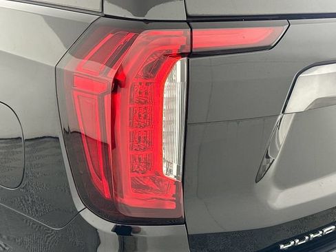 Used 2023 GMC Yukon AT4 w/ AT4 Premium Package AWD/4WD image 25