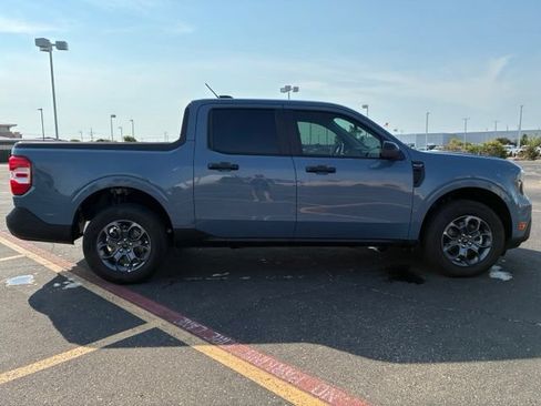 Used 2025 Ford Maverick XLT w/ Equipment Group 302A AWD/4WD image 7