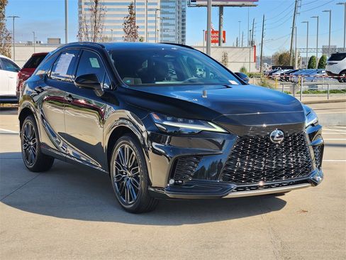 Used 2023 Lexus RX 500h F Sport image 3