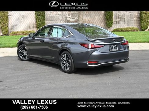 Certified 2025 Lexus ES 300h w/ Premium Package FWD image 4