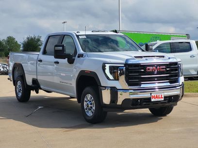 New 2026 GMC Sierra 2500 Pro w/ Convenience Package