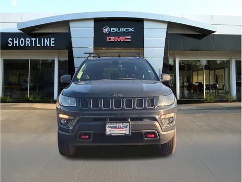 Used 2018 Jeep Compass Trailhawk w/ Cold Weather Group AWD/4WD image 6