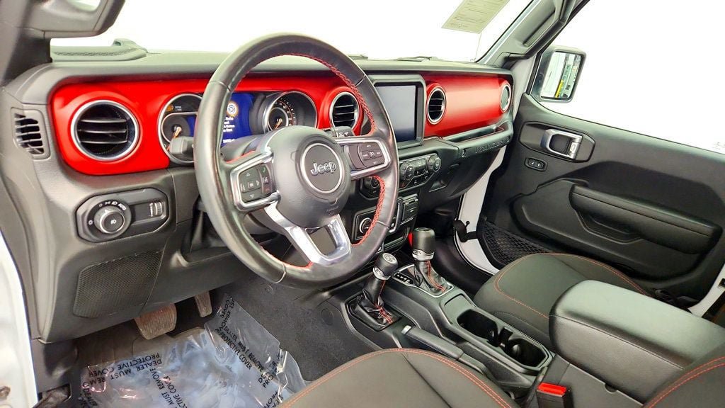 Used 2023 Jeep Wrangler Rubicon w/ LED Lighting Group AWD/4WD image 12