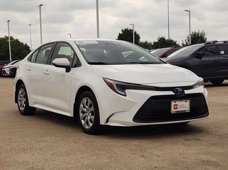 Used 2025 Toyota Corolla LE FWD video 2