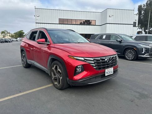 Used 2023 Hyundai Tucson Limited w/ Cargo Package FWD image 2