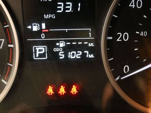Used 2024 Nissan Kicks S FWD image 18